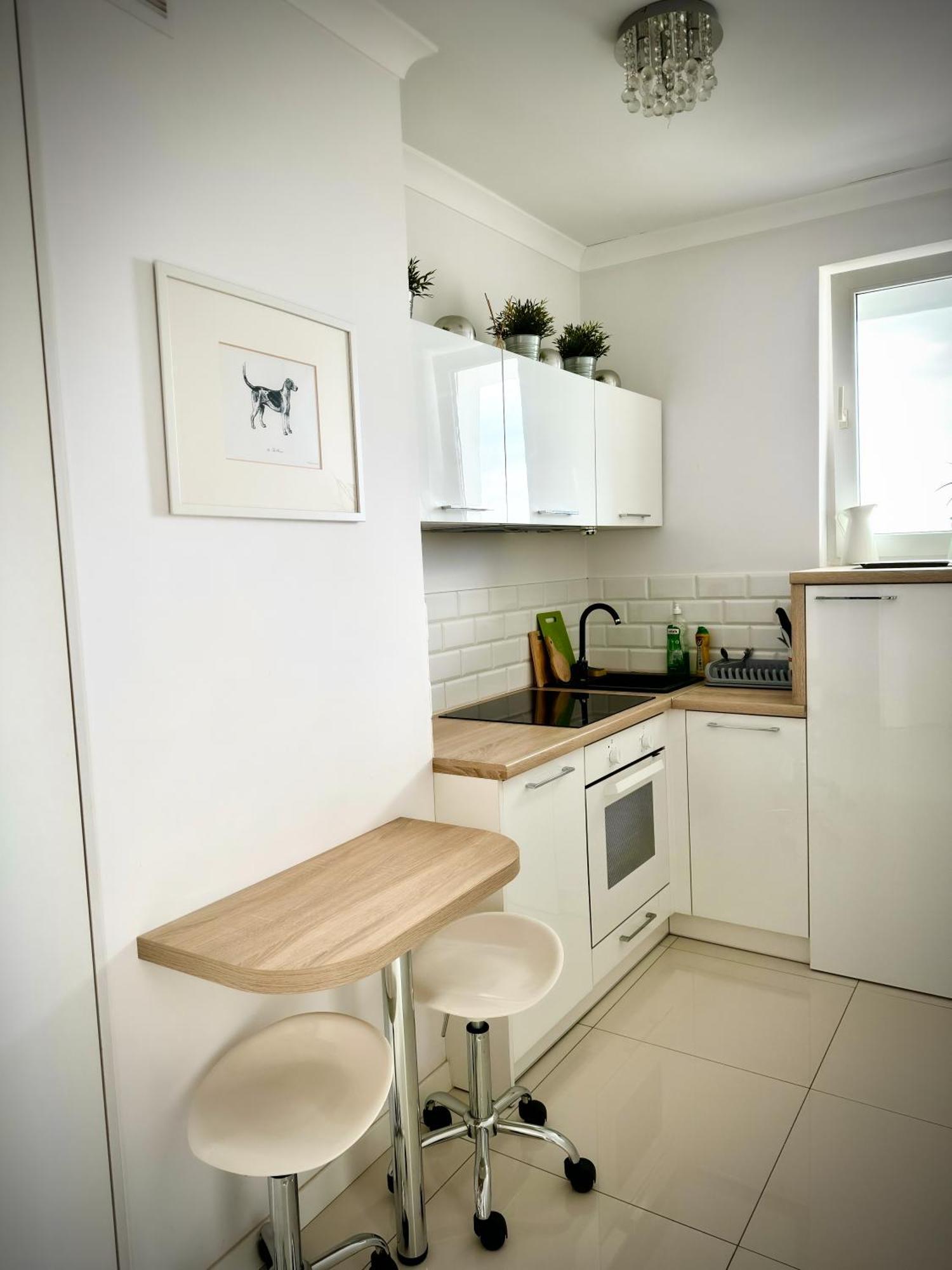 40 M2 Centrum- 1km Od Dworca Centralnego- Piekny Widok Na Warszawe- Nowo Grodzka Апартаменти